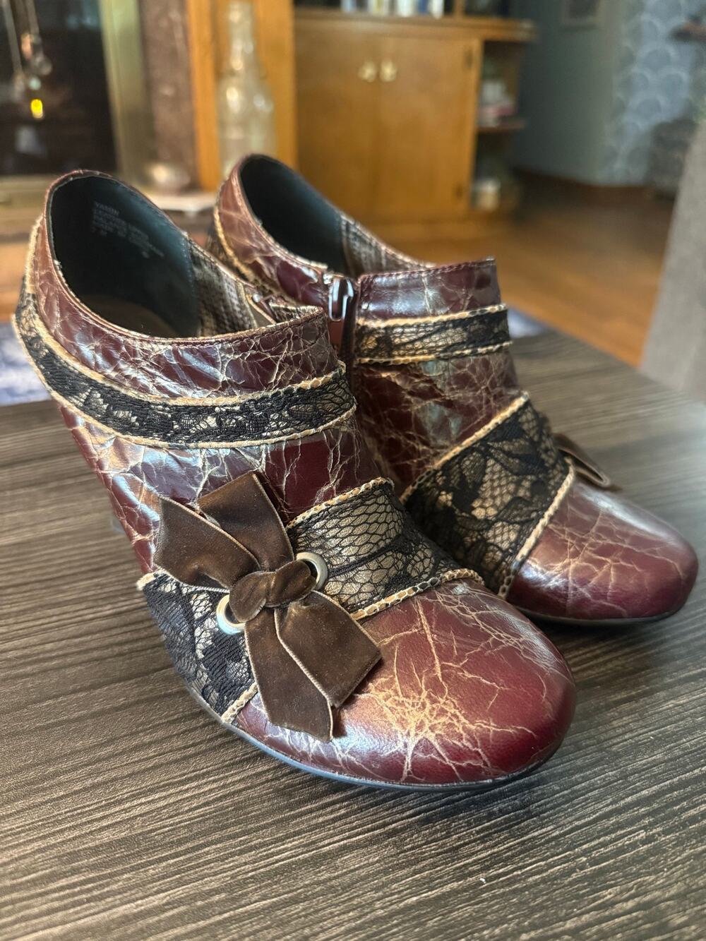 Vintage Bobbi Blu Yamin #474 Chocolate Brown Leather and Lace Booties Sz. 7
